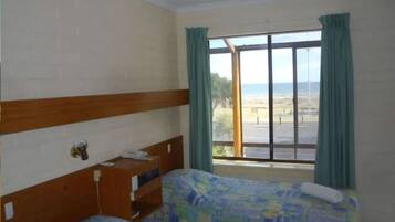 Habitación Deluxe con 1 cama matrimonial o 2 individuales, balcón, vista al mar