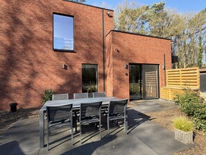 Outdoor dining - Nature, tranquility, and horse pastures (Zutendaal)