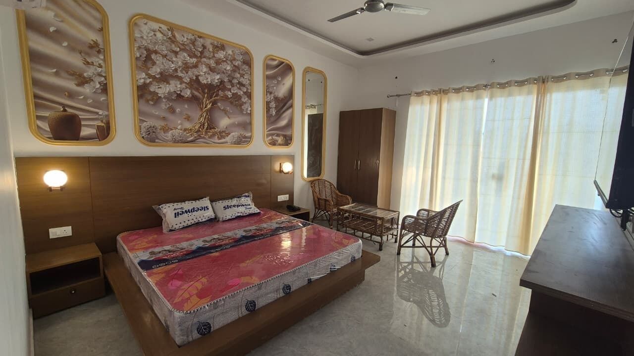 Superior Room, Mountain View