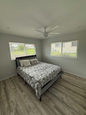 3 bedrooms, free WiFi, bed sheets