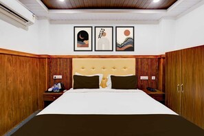 In-room safe, desk, free WiFi - GRAND HILLVIEW BY AVOOTA (Tirupati)