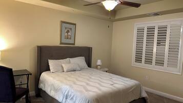 2 bedrooms, iron/ironing board, WiFi, bed sheets