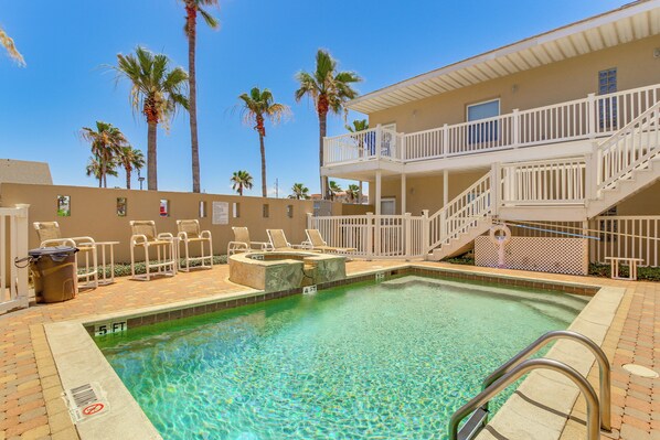 Pool - 1 Block to Beach: South Padre Condo w/ Pool Access (South Padre Island)