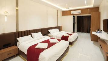 Premium Double or Twin Room, Pool View | Soundproofing, WiFi (free), bed sheets