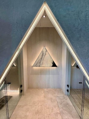 Interior - Nebulae - Water Cube Suite & YogaDeck (San Roque)