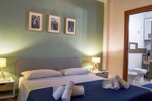 1 bedroom, iron/ironing board, Internet, bed sheets - Central Palermo Retreat Walk to Cathedral/Markets (Palermo)