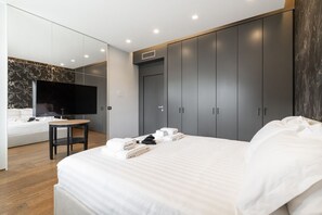 5 bedrooms, desk, iron/ironing board - Easylife - Milano - Torino 66 P4 - Duomo (Milano)