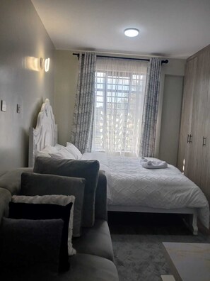 1 chambre, fer et planche Ă repasser, Wi-Fi gratuit, draps fournis