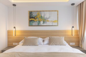 1 bedroom, desk, iron/ironing board, free WiFi - Stay in a luxury apartment near the city center (Split)