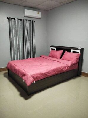 Room - Crowd free own pace and space  in Rayong (Mueang Rayong District,)