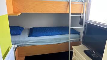 1 Schlafzimmer, Bügeleisen/Bügelbrett, kostenloses WLAN, Bettwäsche