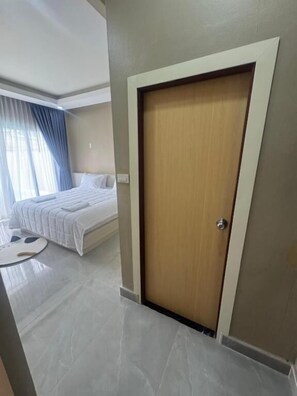 1 bedroom, iron/ironing board, Internet