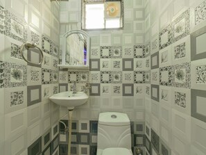 Bathroom - Hotel Golden Leaf (Udaipur)