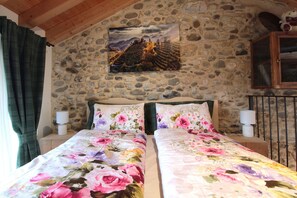 1 bedroom, travel cot, free WiFi - La Casetta dei Palù, Valdobbiadene (Mosnigo)