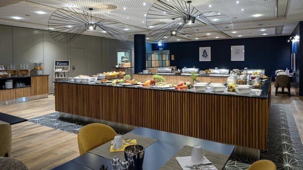 Dining - Voco Dusseldorf Seestern An Ihg Hotel (Düsseldorf)