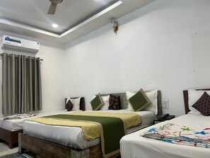 Deluxe Room - Hotel Keshav Residency (Chittorgarh)