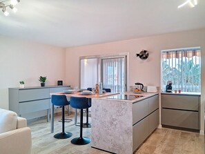 Dining - l'Astrolabe by Interhome (Cagnes-sur-Mer)
