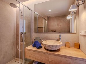 Bathroom - Seahome by Interhome (Blanes)
