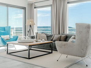 TV, fireplace - Casa Guapa by Interhome (Jávea)