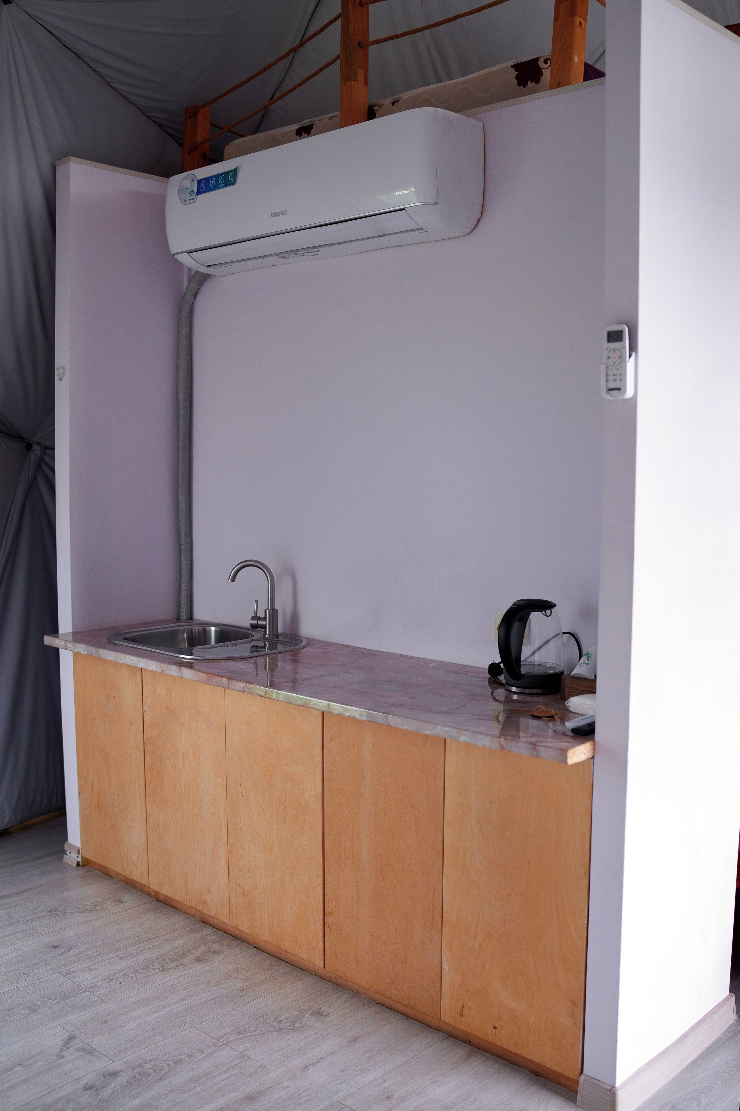 Suite Luxe, véranda, vue montagne | Intérieur