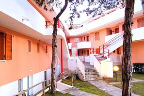 Exterior - Duplex apartment with pool access (Lignano Sabbiadoro)