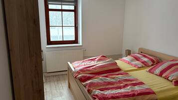 2 chambres, Wi-Fi gratuit, draps fournis