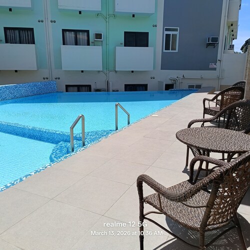 Cozy 1-bedroom condo with AC in beautiful Minglanilla