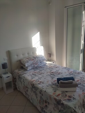 5 camere, ferro/asse da stiro, Wi-Fi, lenzuola