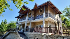 Exterior - B'NEST By Baan Home Stay (Siloti Pant)