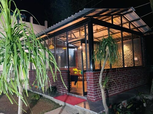 B'NEST By Baan Home Stay