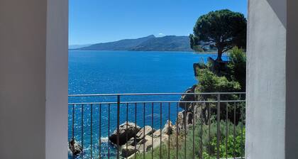 Villa Kalura with Private Beaches & Sea View