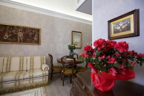 Interior - Harmony Living-Antica Pescheria Studio-Market View (Catania)