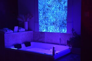 Spa - L'Oasis de MontVert Love Room (Saint-Zacharie)