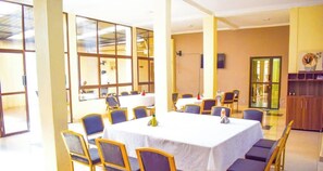 สถานที่จัดงานประชุม