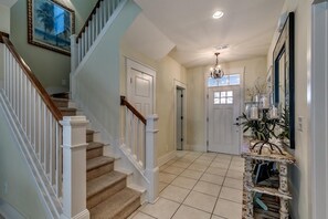 Interior - Charming 3-Bedroom Retreat (North Myrtle Beach)