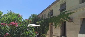 Maison de charme avec piscine proche de Saint Émilion