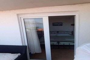 Free WiFi - Apartments Kamaki - One Bedroom Apartment with Terrace and Sea View (Gradac)