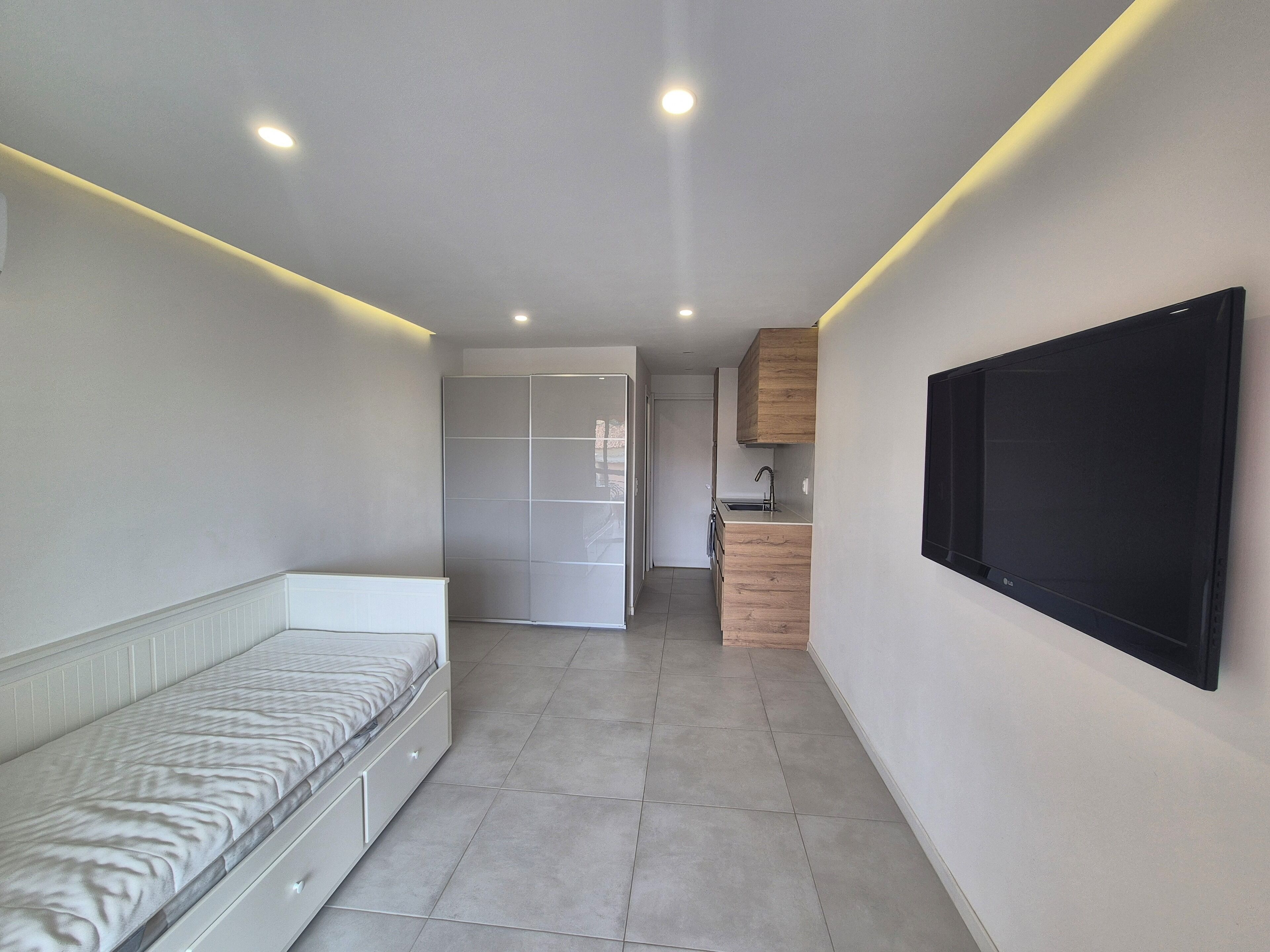 1 bedroom, iron/ironing board, travel crib, bed sheets