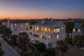 Exterior - Spanish Villa| Sleeps 12 (Jacksonville Beach)