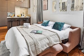1 dormitorio, tabla de planchar con plancha, cuna de viaje y wifi gratis