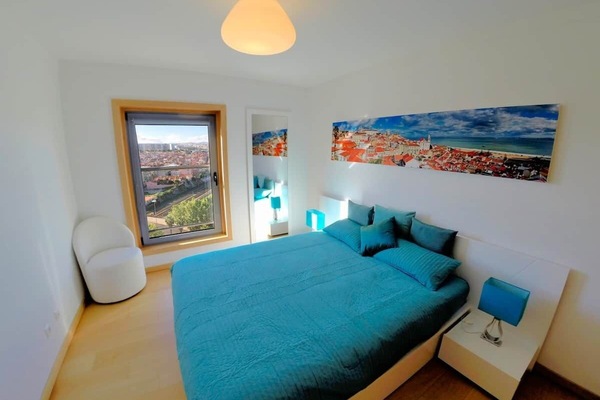 Double Bedroom equipped with a 'king size' bed and offering a beautiful view.
