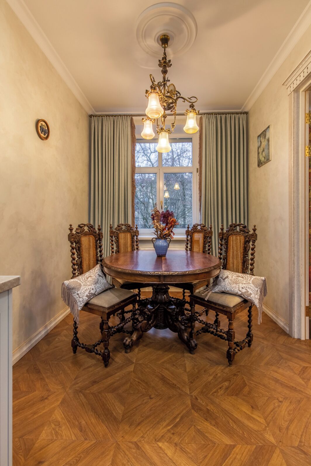 Signature Condo, Balcony, Courtyard View | Dining