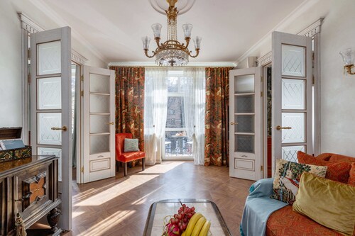 勝利廣場設計師公寓  