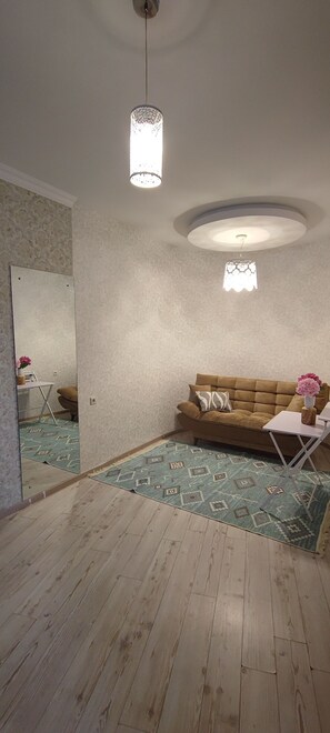 Interior - Adorable flat in Tbilisi center with stunning view and balcony, fully equipped! (T'bilisi)