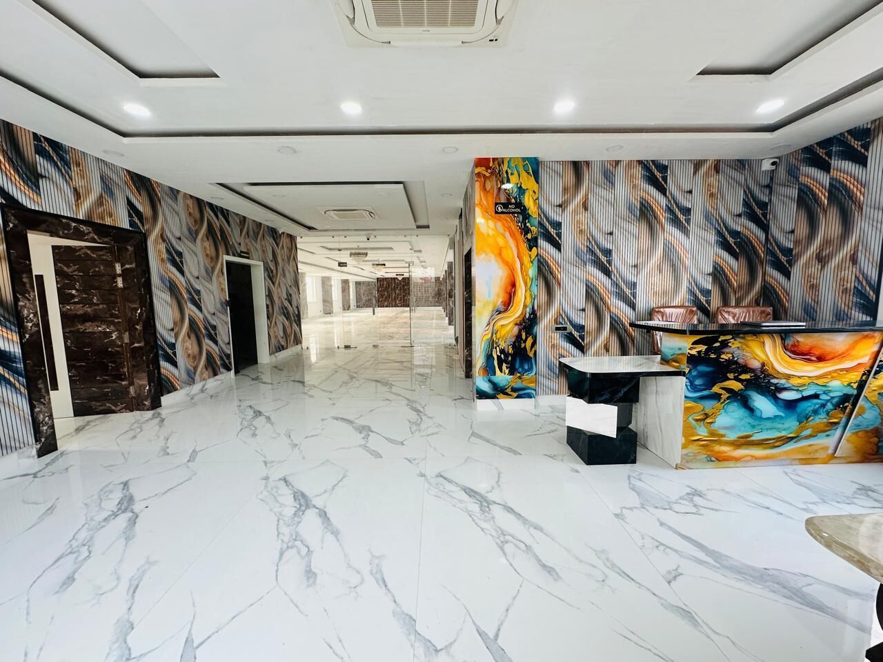 Double Room, City View | Lobby