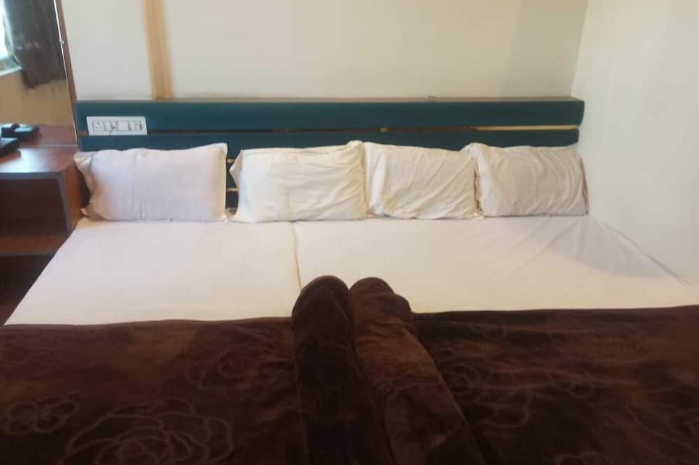 Hotel Aadi Shree
