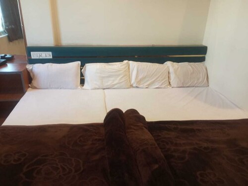 Hotel Aadi Shree