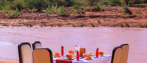 ChaumiĂšre | Restauration en plein air