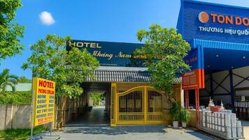 Estudio básico, balcón, vistas a la ciudad | Punto de interés