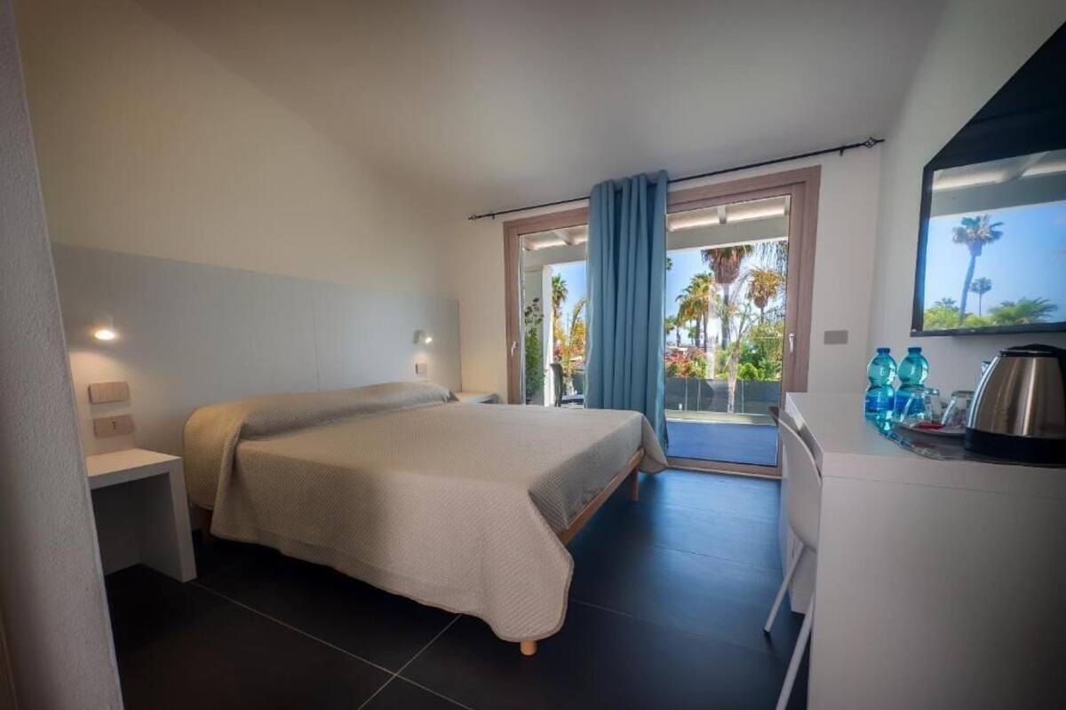 Kahden hengen huone, merinäköala